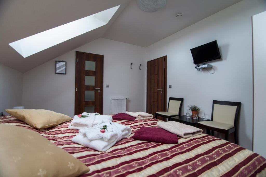 Hotel Krusnohorsky Dvur Cínovec Habitación foto